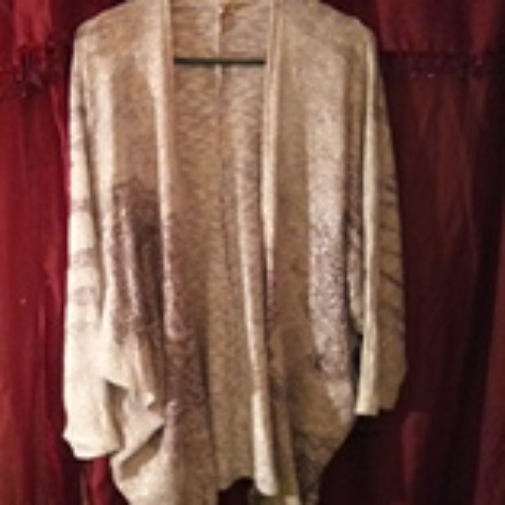 Studio Gem Q. Cardigan